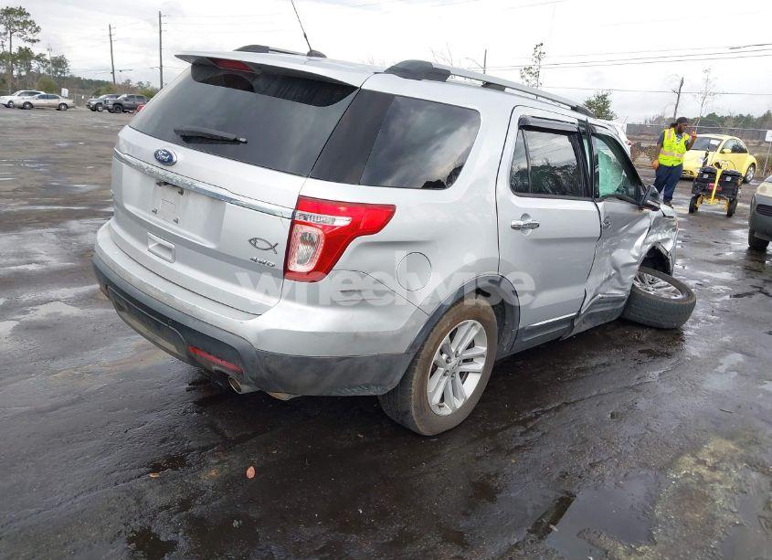 Photo 4 of 2013 Ford Explorer XLT (VIN 1FM5K8D81DGC71298)