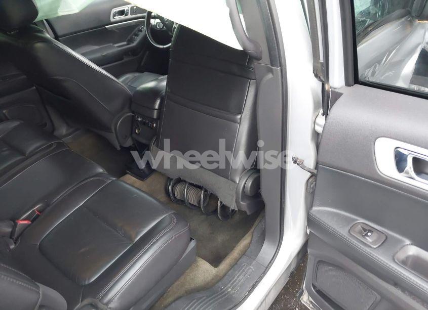 Photo 8 of 2013 Ford Explorer XLT (VIN 1FM5K8D81DGC71298)