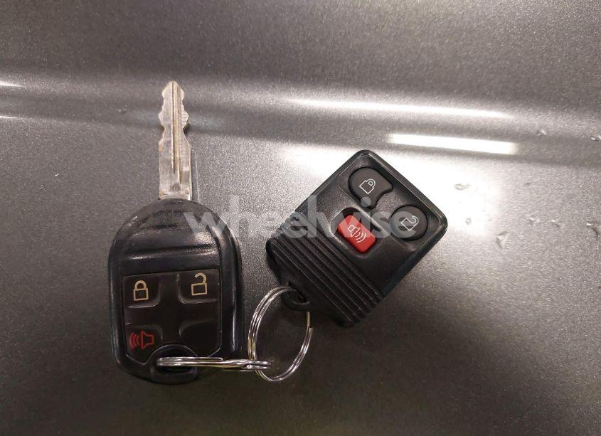 Photo 11 of 2013 Ford Explorer XLT (VIN 1FM5K8D81DGC86609)