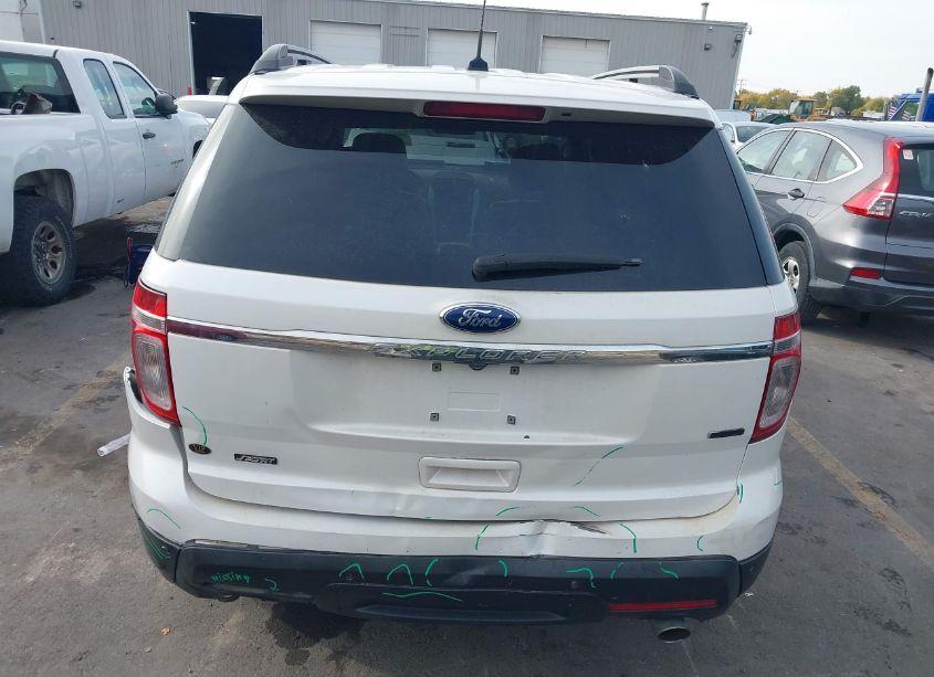 Photo 16 of 2014 Ford Explorer XLT (VIN 1FM5K8D81EGA00243)