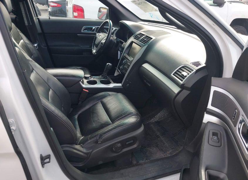 Photo 5 of 2014 Ford Explorer XLT (VIN 1FM5K8D81EGA00243)