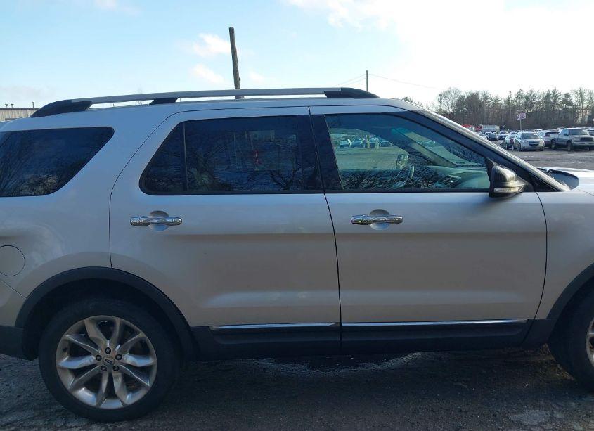 Photo 13 of 2014 Ford Explorer XLT (VIN 1FM5K8D81EGA05264)