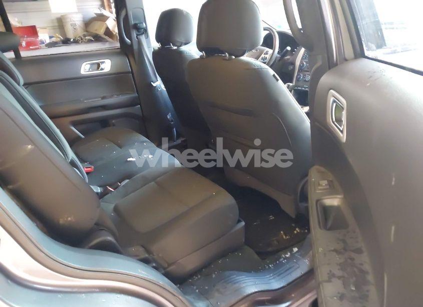 Photo 8 of 2014 Ford Explorer XLT (VIN 1FM5K8D81EGA05782)