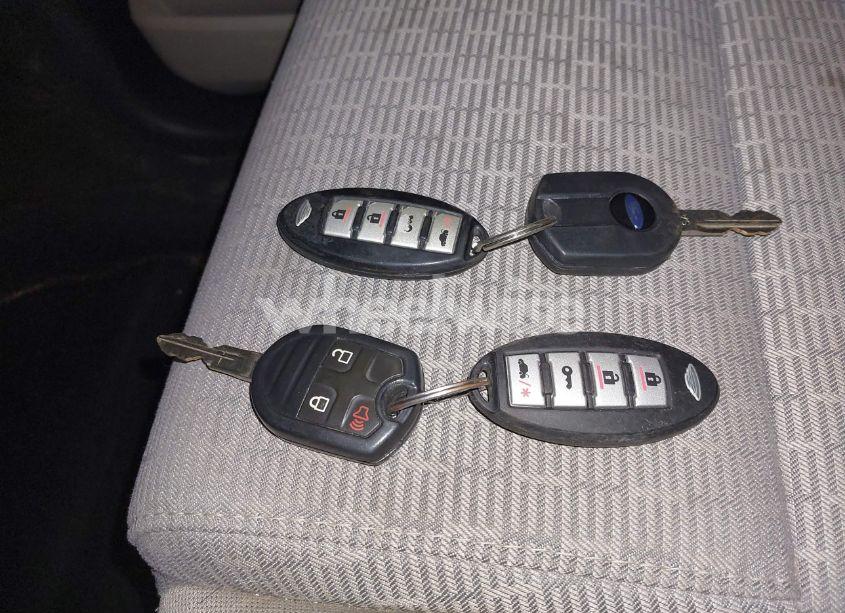 Photo 11 of 2014 Ford Explorer XLT (VIN 1FM5K8D81EGB00939)