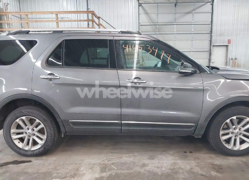 Photo 13 of 2014 Ford Explorer XLT (VIN 1FM5K8D81EGB00939)