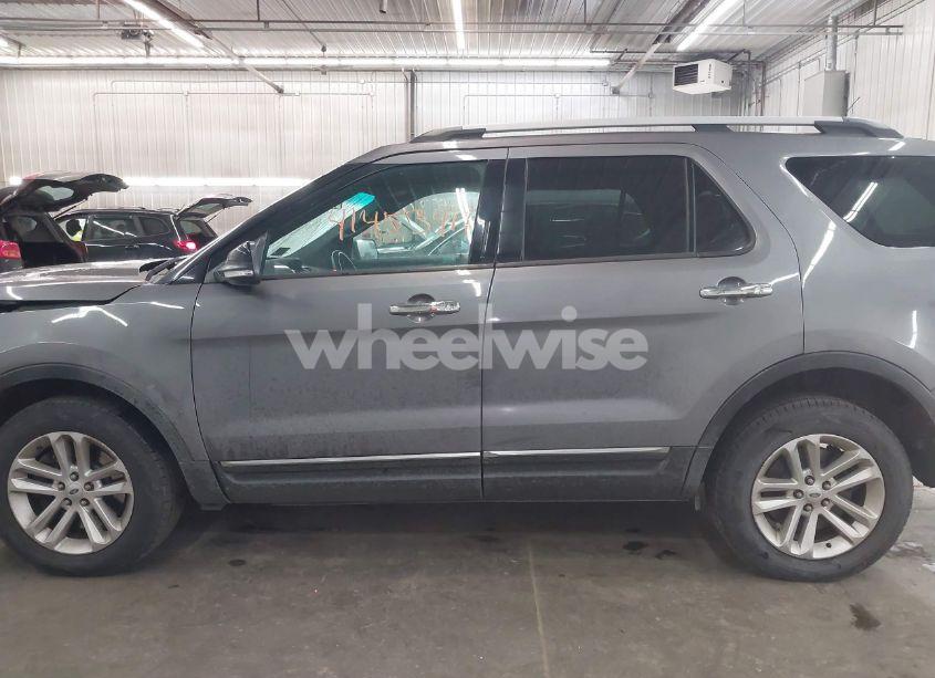 Photo 14 of 2014 Ford Explorer XLT (VIN 1FM5K8D81EGB00939)