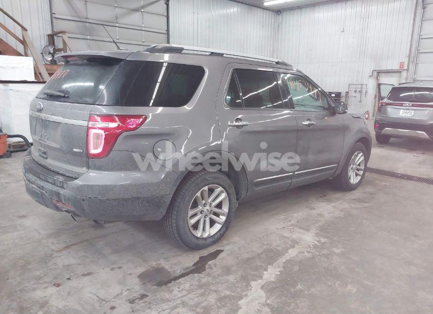 Photo 4 of 2014 Ford Explorer XLT (VIN 1FM5K8D81EGB00939)