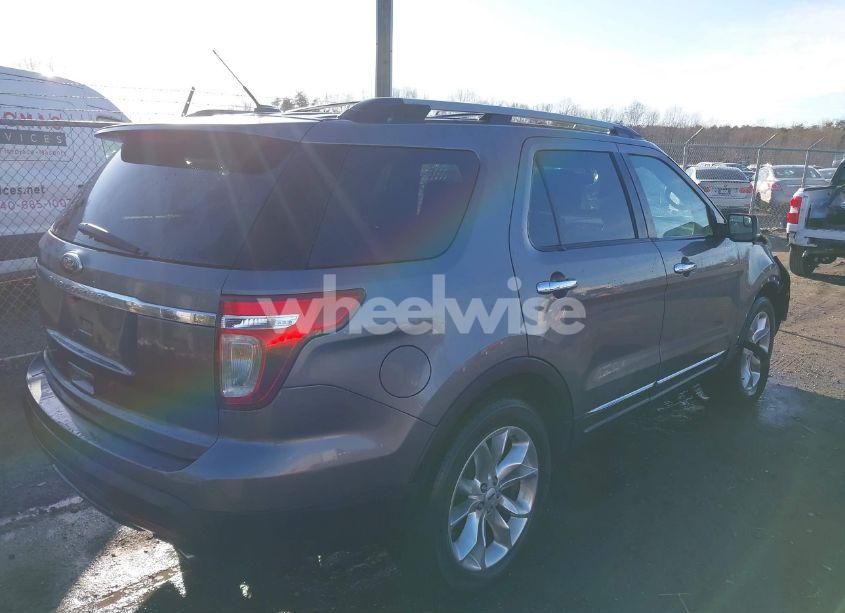 Photo 4 of 2014 Ford Explorer XLT (VIN 1FM5K8D81EGB22097)