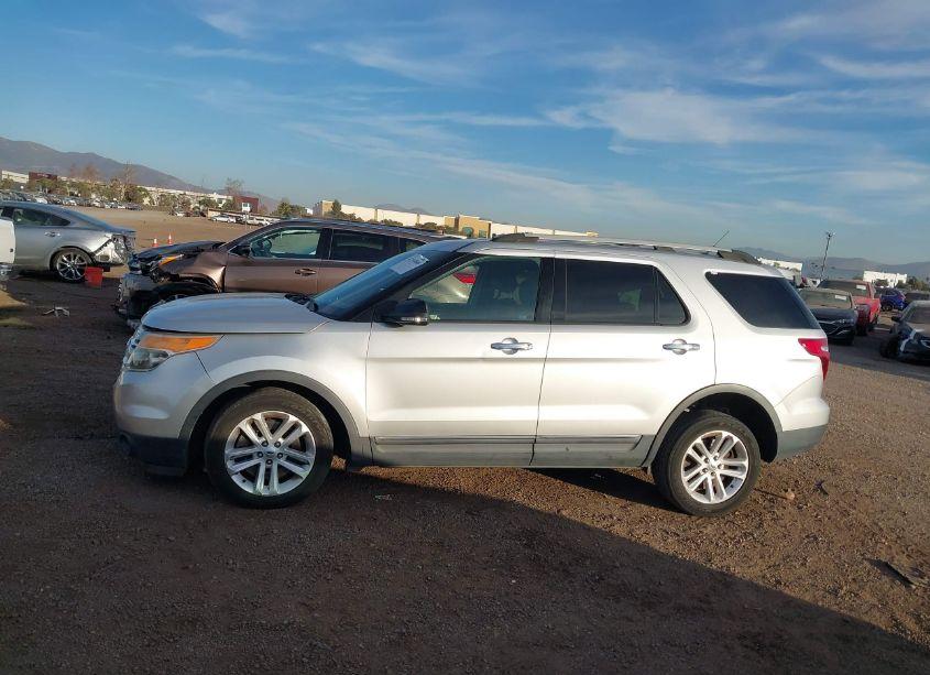 Photo 14 of 2014 Ford Explorer XLT (VIN 1FM5K8D81EGB44035)