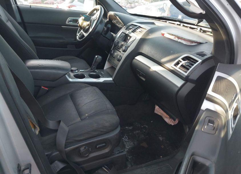 Photo 5 of 2014 Ford Explorer XLT (VIN 1FM5K8D81EGB44035)