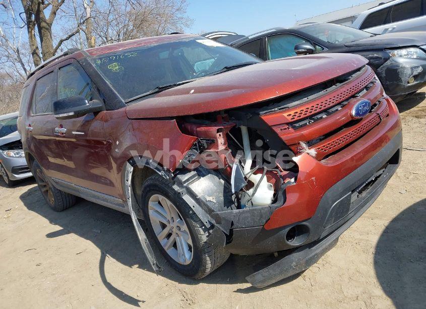 2014 Ford Explorer XLT (VIN 1FM5K8D81EGC50601) main photo