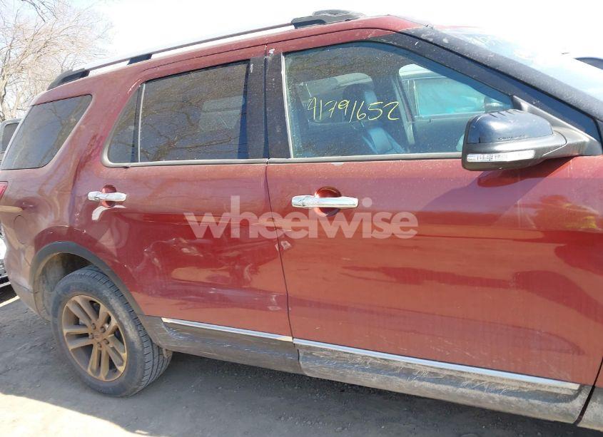 Photo 13 of 2014 Ford Explorer XLT (VIN 1FM5K8D81EGC50601)