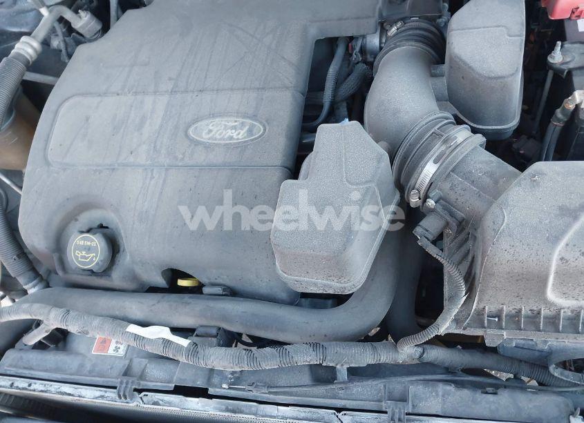 Photo 10 of 2015 Ford Explorer XLT (VIN 1FM5K8D81FGB23350)