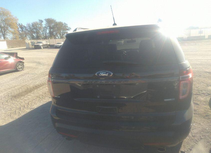 Photo 17 of 2015 Ford Explorer XLT (VIN 1FM5K8D81FGB39760)