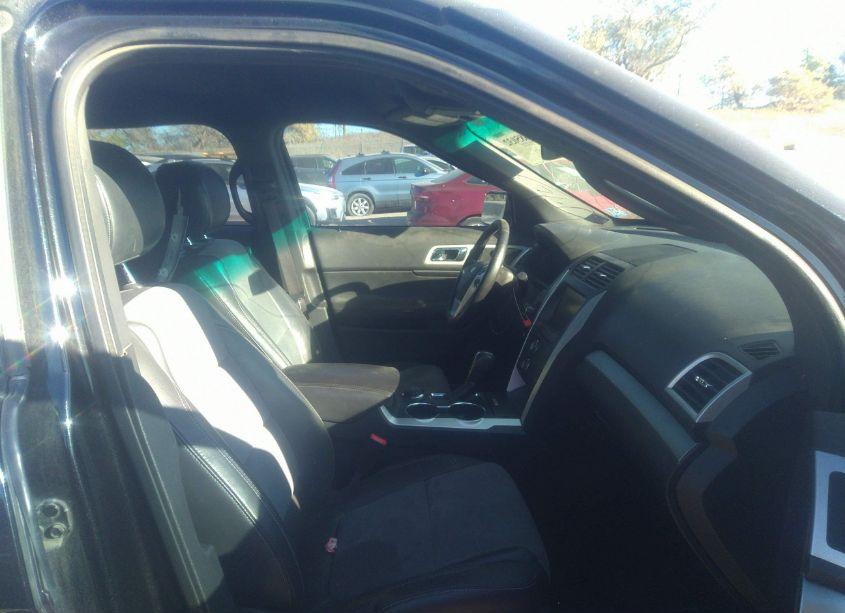 Photo 5 of 2015 Ford Explorer XLT (VIN 1FM5K8D81FGB39760)