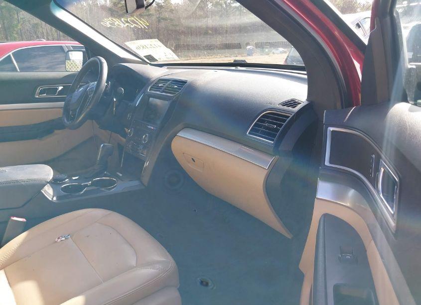 Photo 5 of 2016 Ford Explorer XLT (VIN 1FM5K8D81GGA05655)