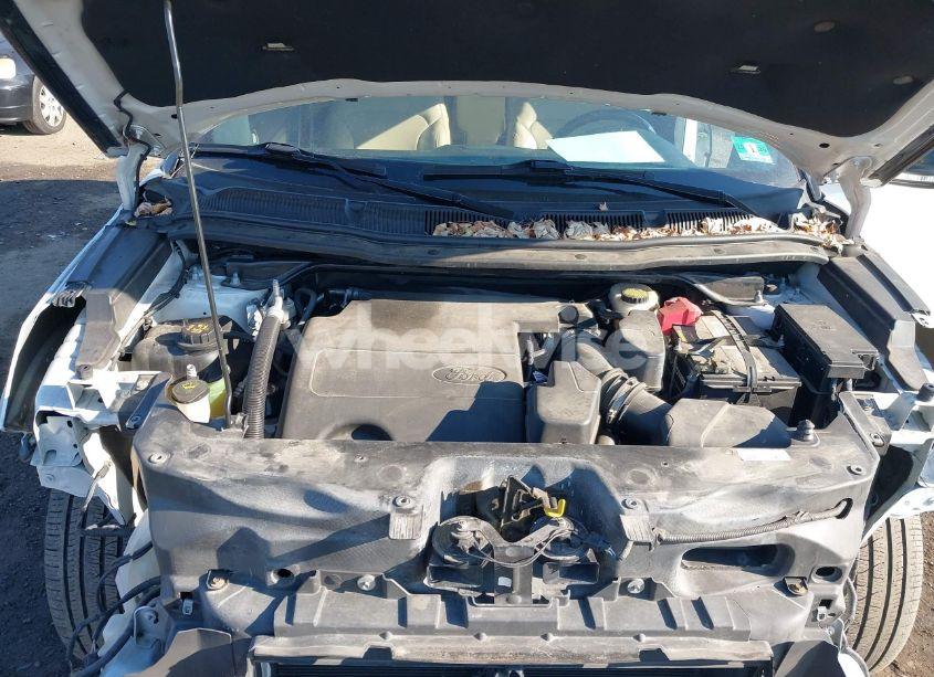 Photo 10 of 2016 Ford Explorer XLT (VIN 1FM5K8D81GGA21905)