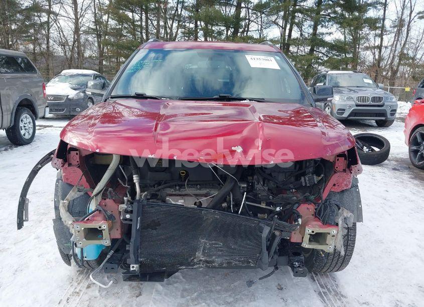 Photo 13 of 2016 Ford Explorer XLT (VIN 1FM5K8D81GGA83692)