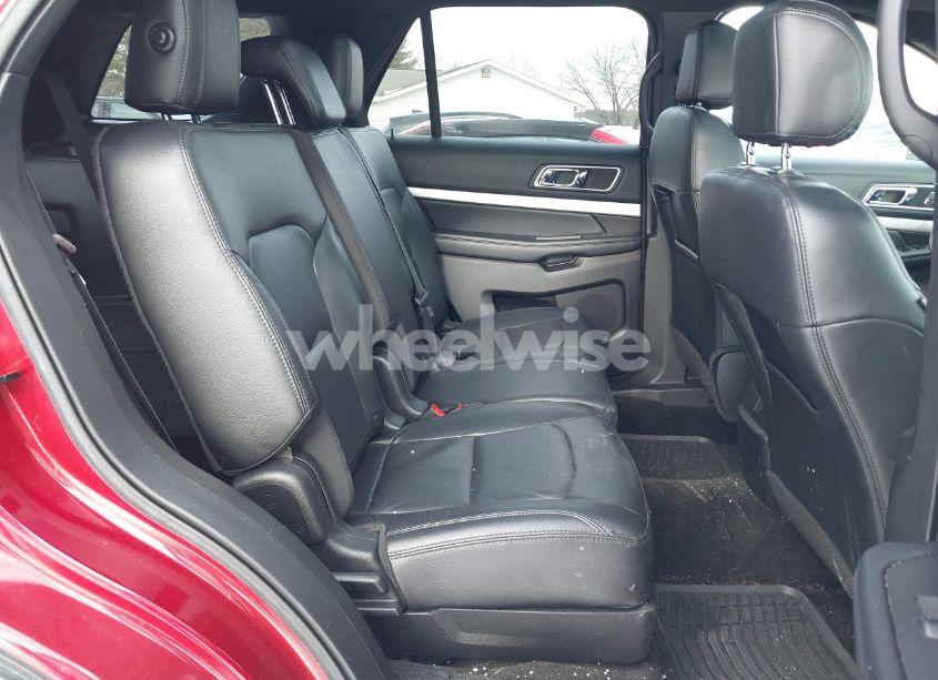 Photo 8 of 2016 Ford Explorer XLT (VIN 1FM5K8D81GGA83692)
