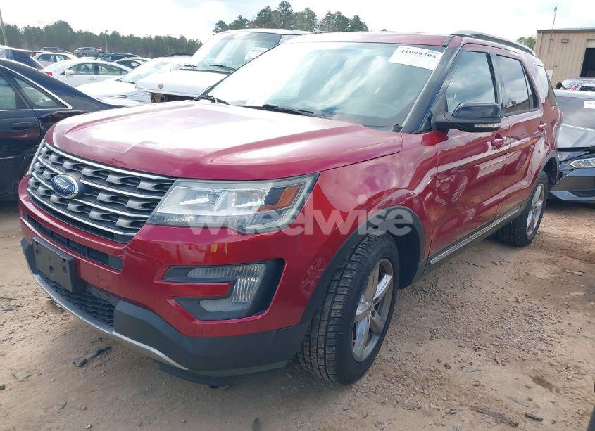 Photo 2 of 2016 Ford Explorer XLT (VIN 1FM5K8D81GGB20174)