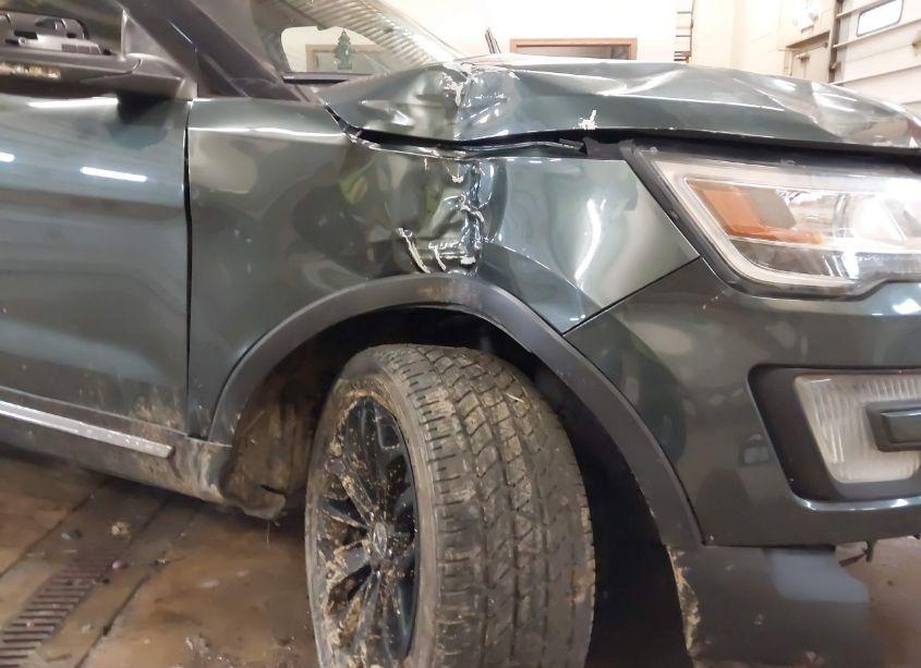 Photo 6 of 2016 Ford Explorer XLT (VIN 1FM5K8D81GGB71237)