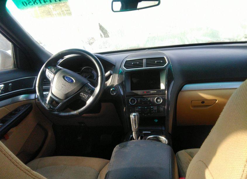 Photo 13 of 2016 Ford Explorer XLT (VIN 1FM5K8D81GGB74686)