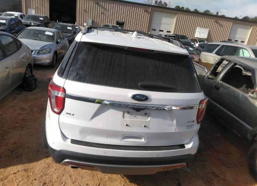 Photo 15 of 2016 Ford Explorer XLT (VIN 1FM5K8D81GGB74686)