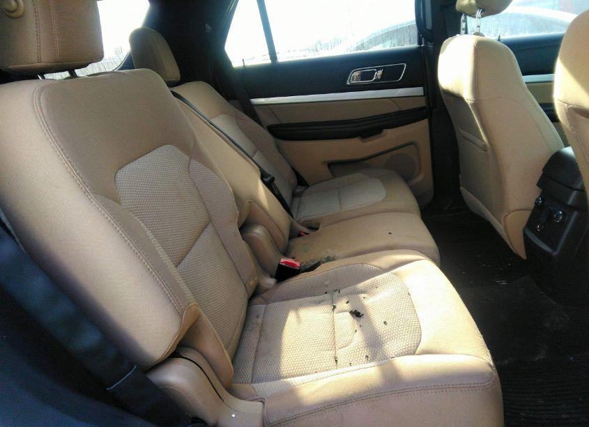 Photo 8 of 2016 Ford Explorer XLT (VIN 1FM5K8D81GGB74686)