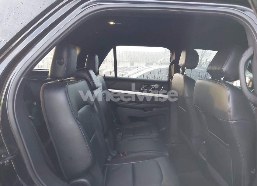 Photo 8 of 2016 Ford Explorer XLT (VIN 1FM5K8D81GGB77605)