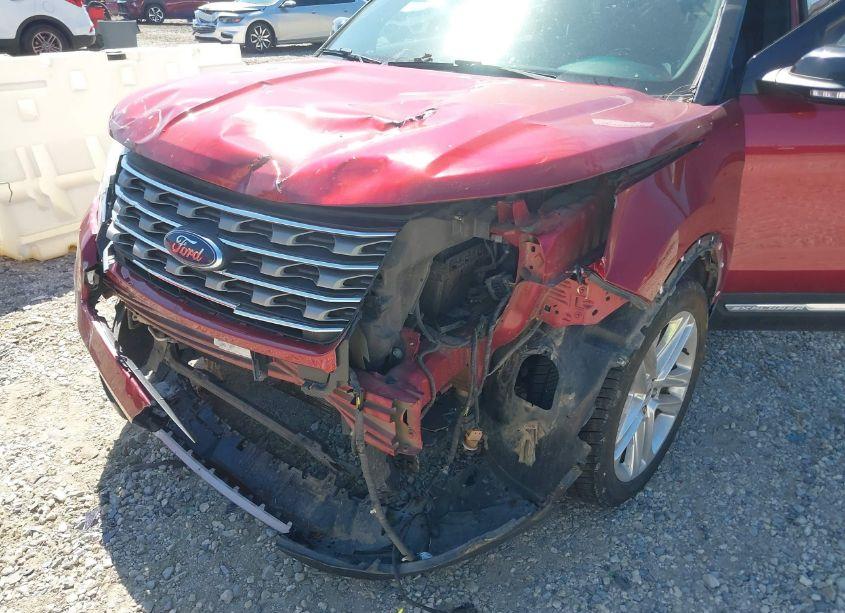 Photo 6 of 2016 Ford Explorer XLT (VIN 1FM5K8D81GGC46194)