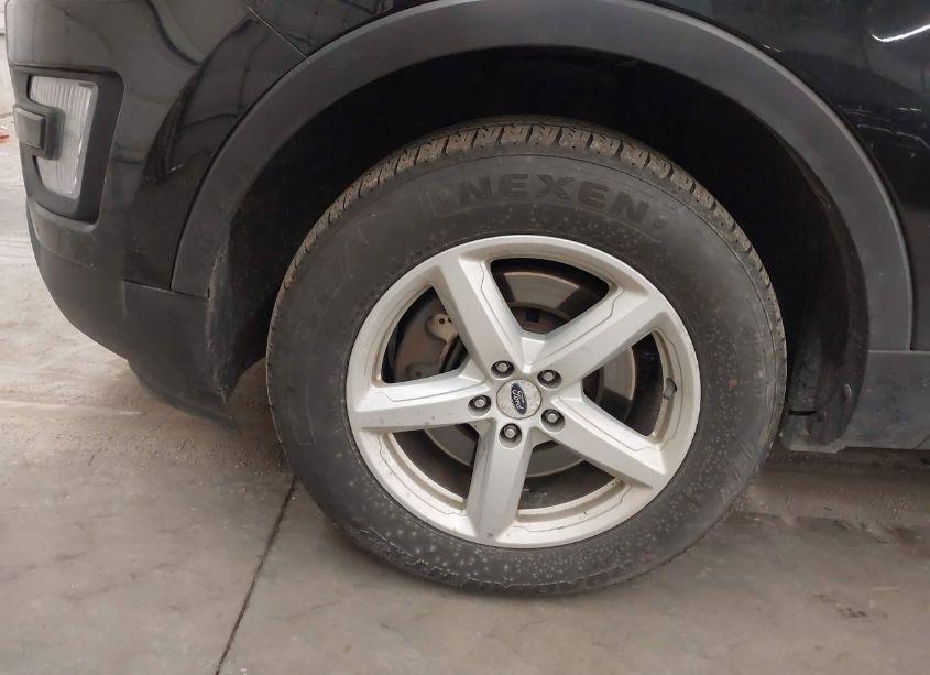 Photo 12 of 2016 Ford Explorer XLT (VIN 1FM5K8D81GGC50942)