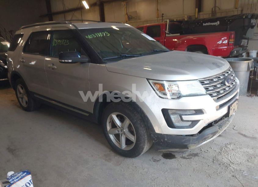 2016 Ford Explorer XLT (VIN 1FM5K8D81GGC79826) main photo