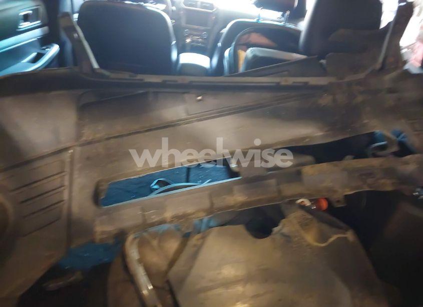 Photo 12 of 2016 Ford Explorer XLT (VIN 1FM5K8D81GGC79826)