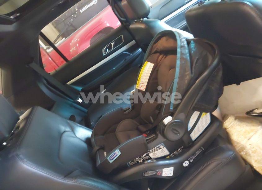 Photo 8 of 2016 Ford Explorer XLT (VIN 1FM5K8D81GGC79826)