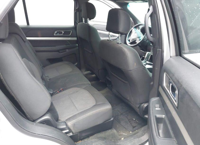 Photo 8 of 2016 Ford Explorer XLT (VIN 1FM5K8D81GGC96934)