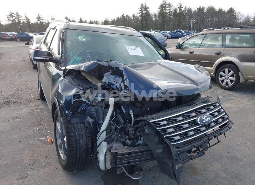 Photo 12 of 2017 Ford Explorer XLT (VIN 1FM5K8D81HGA91633)