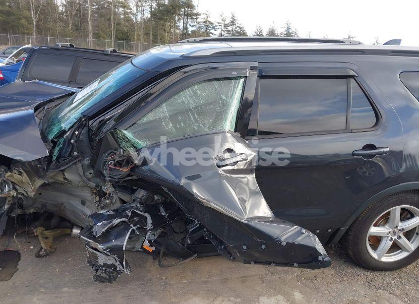 Photo 15 of 2017 Ford Explorer XLT (VIN 1FM5K8D81HGA91633)