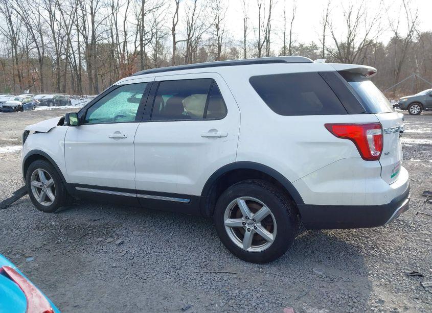 Photo 14 of 2017 Ford Explorer XLT (VIN 1FM5K8D81HGB18703)