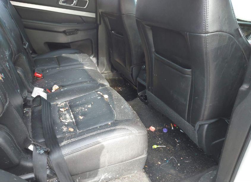 Photo 8 of 2017 Ford Explorer XLT (VIN 1FM5K8D81HGB18703)