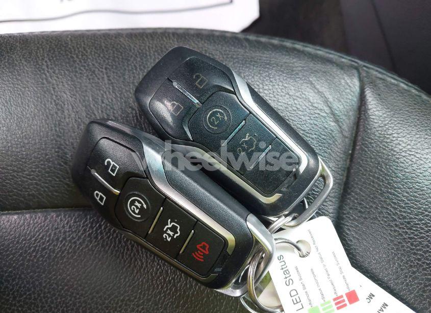 Photo 11 of 2017 Ford Explorer XLT (VIN 1FM5K8D81HGB39924)