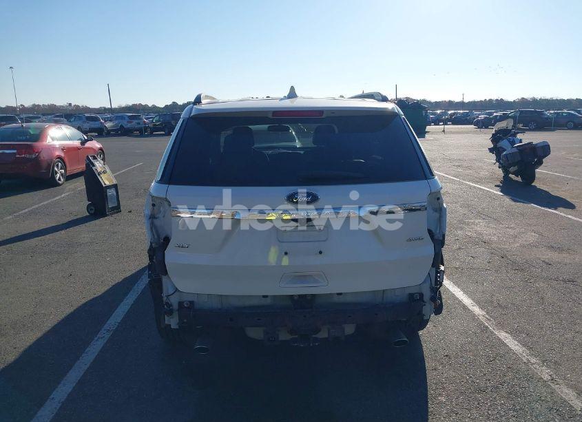 Photo 16 of 2017 Ford Explorer XLT (VIN 1FM5K8D81HGB75774)