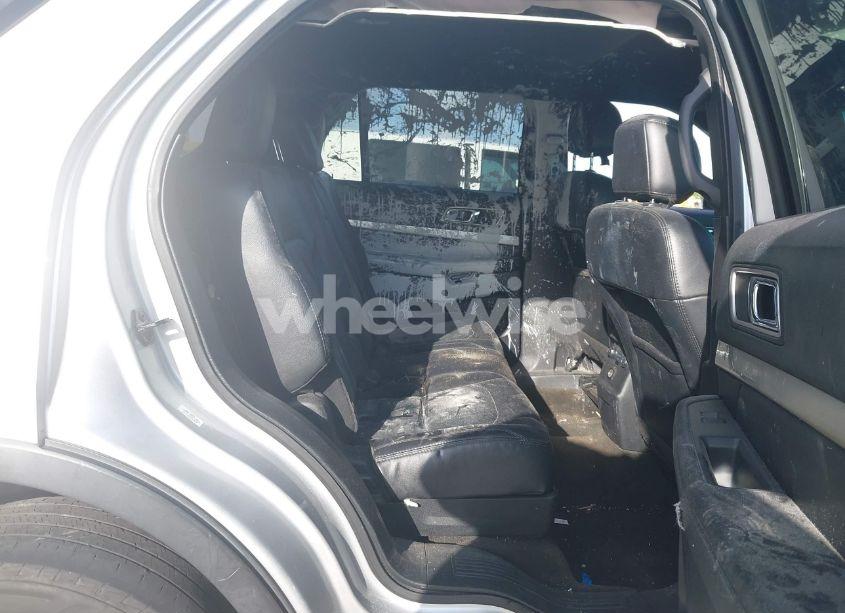 Photo 8 of 2017 Ford Explorer XLT (VIN 1FM5K8D81HGC13875)