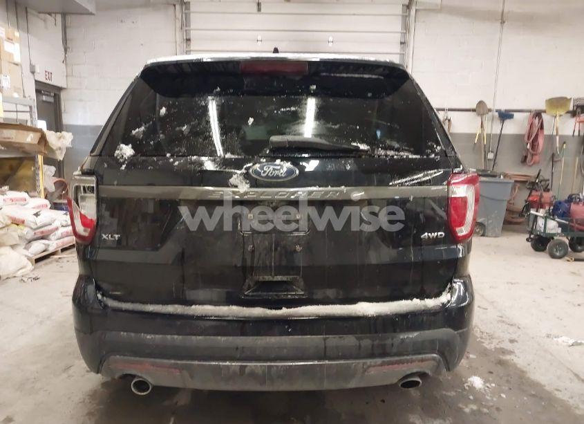 Photo 16 of 2017 Ford Explorer XLT (VIN 1FM5K8D81HGC16839)