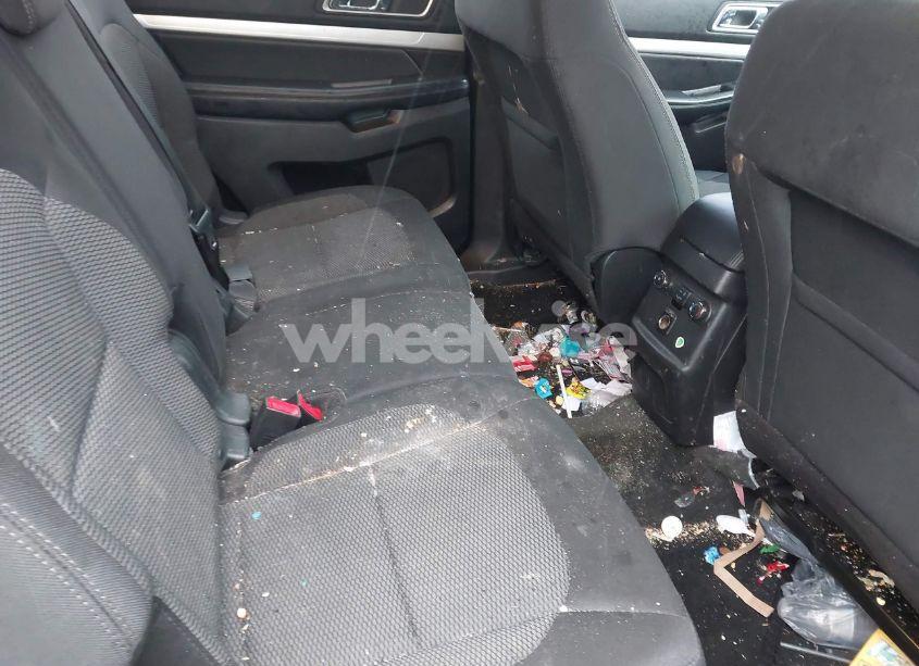 Photo 8 of 2017 Ford Explorer XLT (VIN 1FM5K8D81HGC44477)