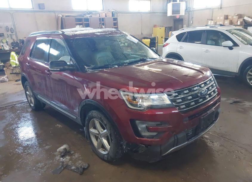 2017 Ford Explorer XLT (VIN 1FM5K8D81HGC79522) main photo