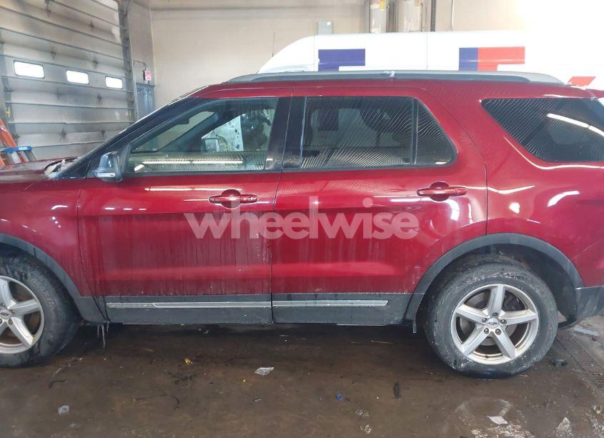 Photo 14 of 2017 Ford Explorer XLT (VIN 1FM5K8D81HGC79522)