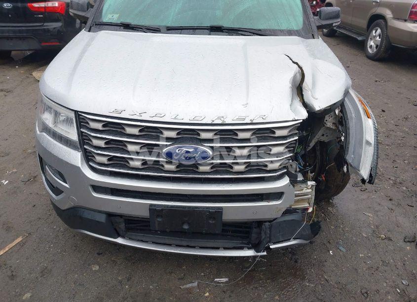 Photo 6 of 2017 Ford Explorer XLT (VIN 1FM5K8D81HGD61623)