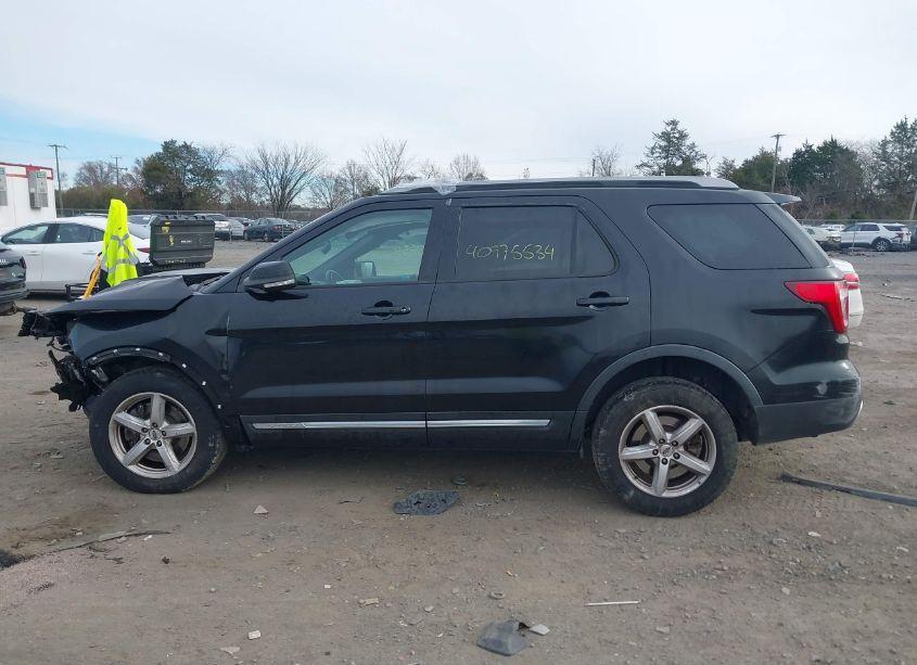 Photo 14 of 2017 Ford Explorer XLT (VIN 1FM5K8D81HGD96596)