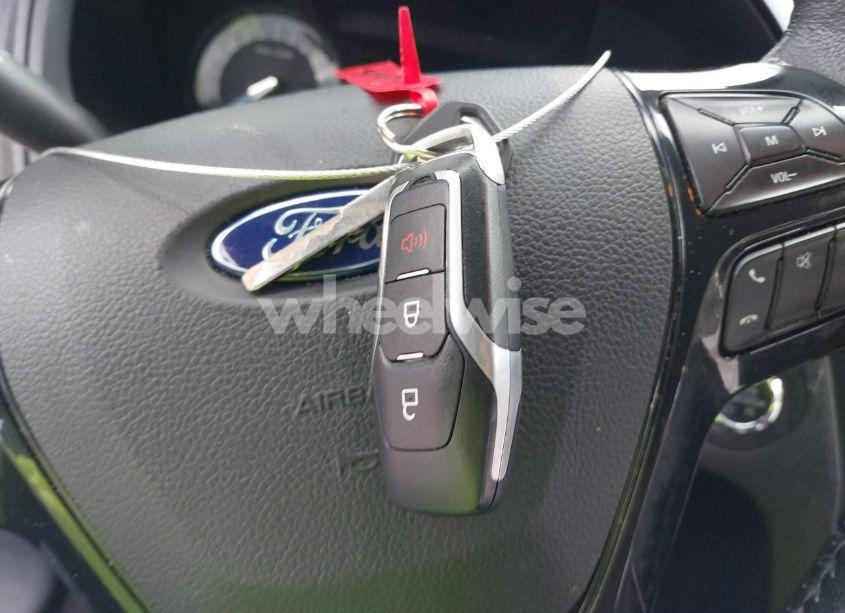 Photo 11 of 2017 Ford Explorer XLT (VIN 1FM5K8D81HGE35106)