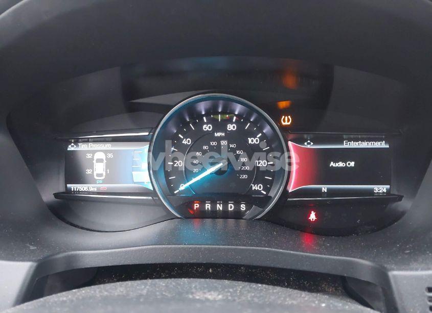 Photo 7 of 2018 Ford Explorer XLT (VIN 1FM5K8D81JGA28571)